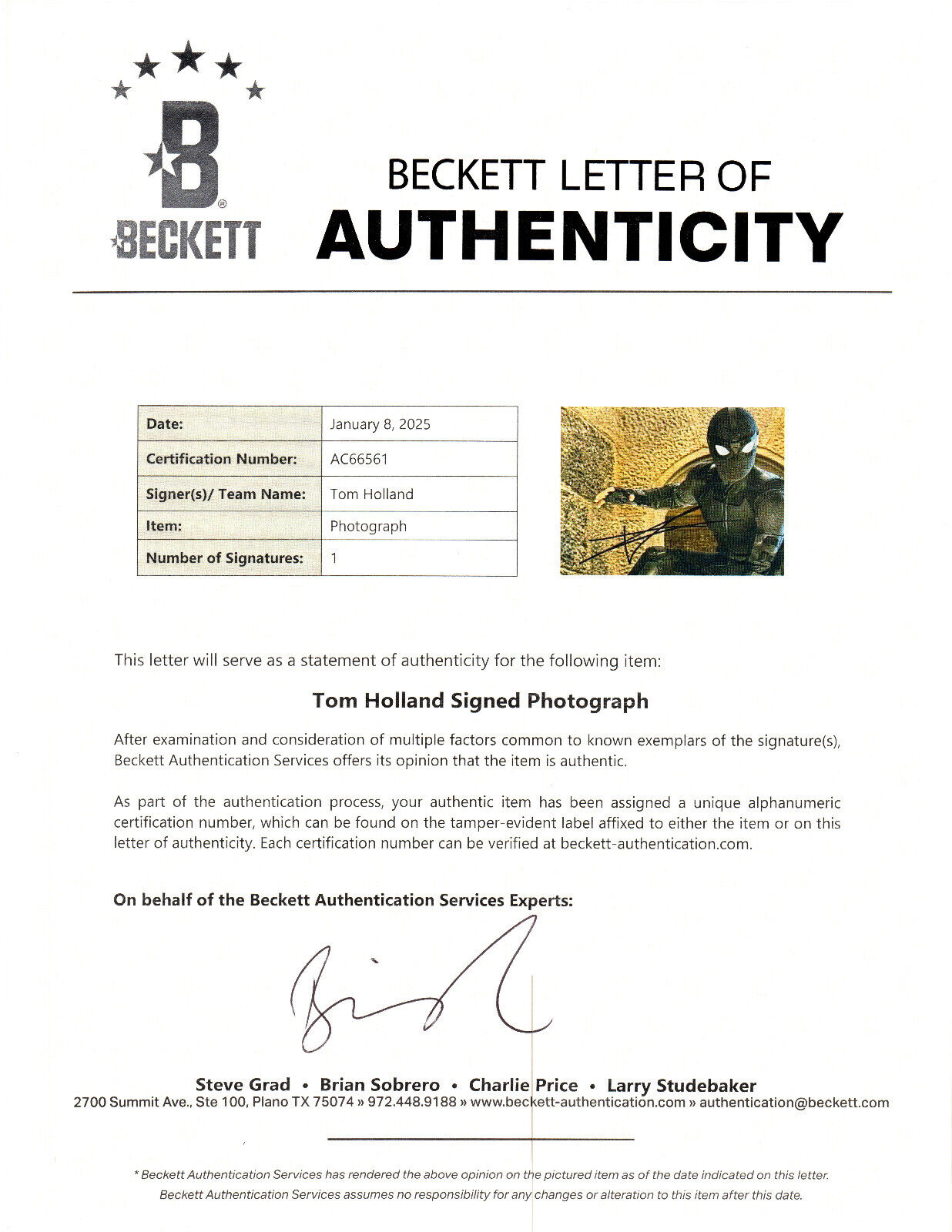 TOM HOLLAND AUTOGRAPH SIGNED 8x10 PHOTO MARVEL SPIDERMAN SPIDER-MAN BECKETT BAS