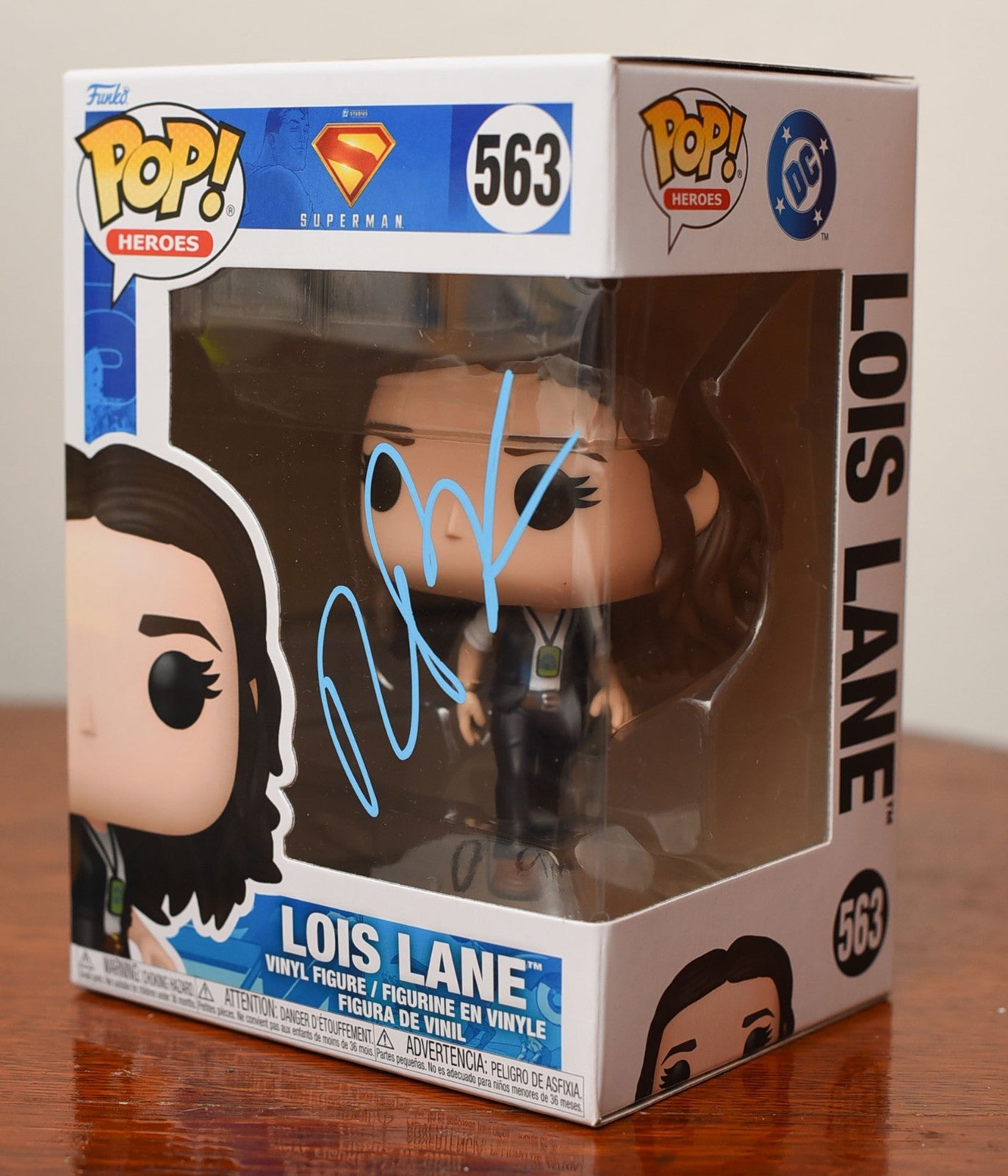 RACHEL BROSNAHAN AUTOGRAPH SIGNED LOIS LANE SUPERMAN FUNKO POP 563
