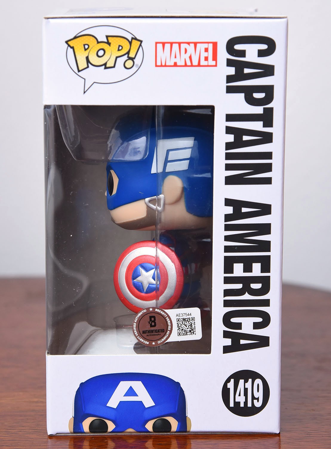 CHRIS EVANS AUTOGRAPH SIGNED FUNKO POP MARVEL CAPTAIN AMERICA BECKETT BAS LOA