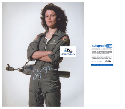 SIGOURNEY WEAVER AUTOGRAPH SIGNED 11x14 PHOTO ALIEN ACOA