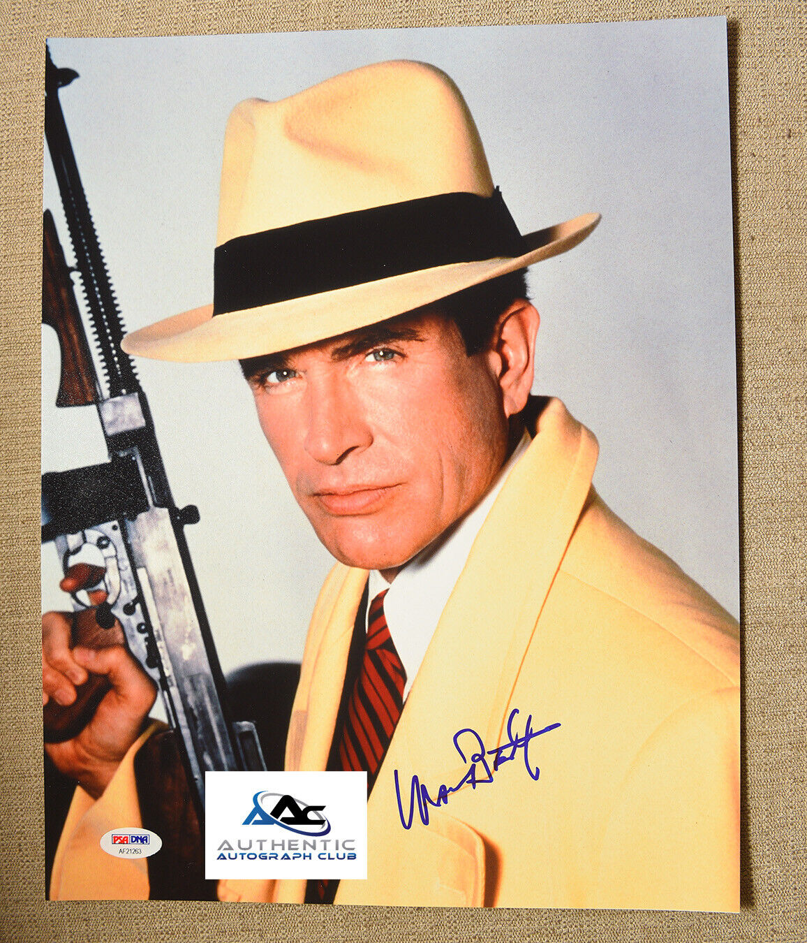 WARREN BEATTY AUTOGRAPH SIGNED 11x14 PHOTO DICK TRACY PSA/DNA