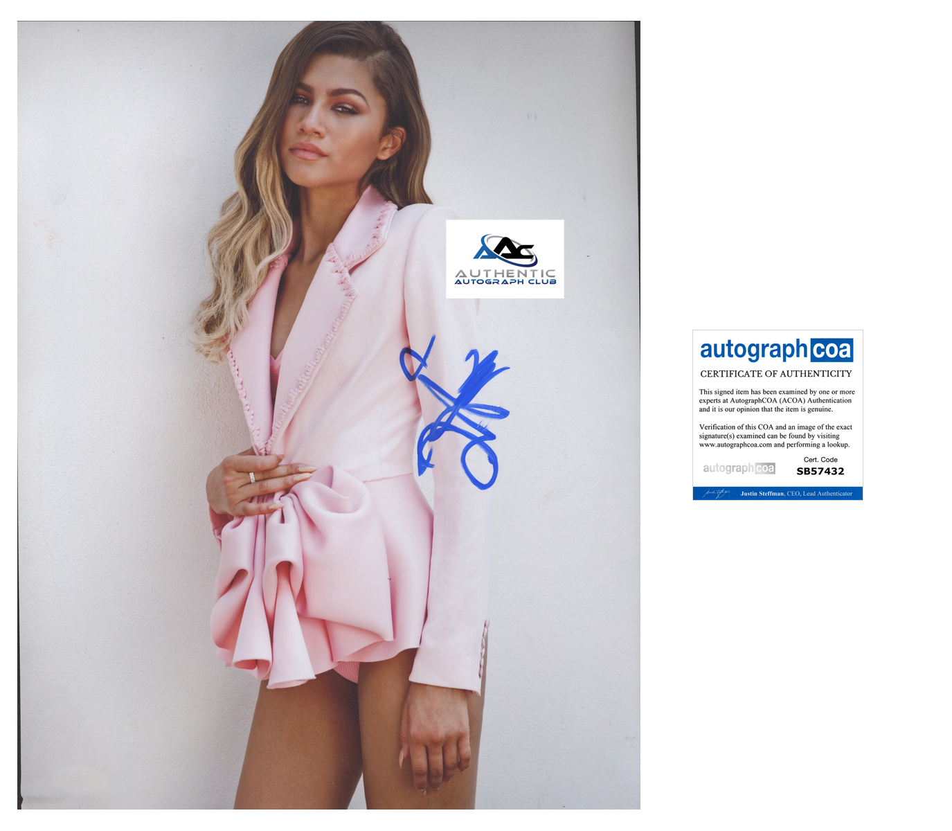 ZENDAYA AUTOGRAPH SIGNED 11x14 PHOTO ACOA