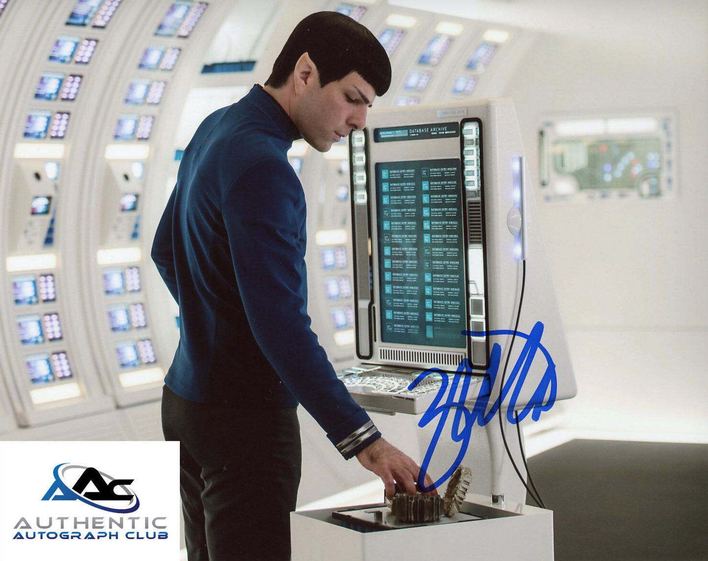 ZACHARY QUINTO AUTOGRAPH SIGNED 8x10 PHOTO STAR TREK BEYOND COA