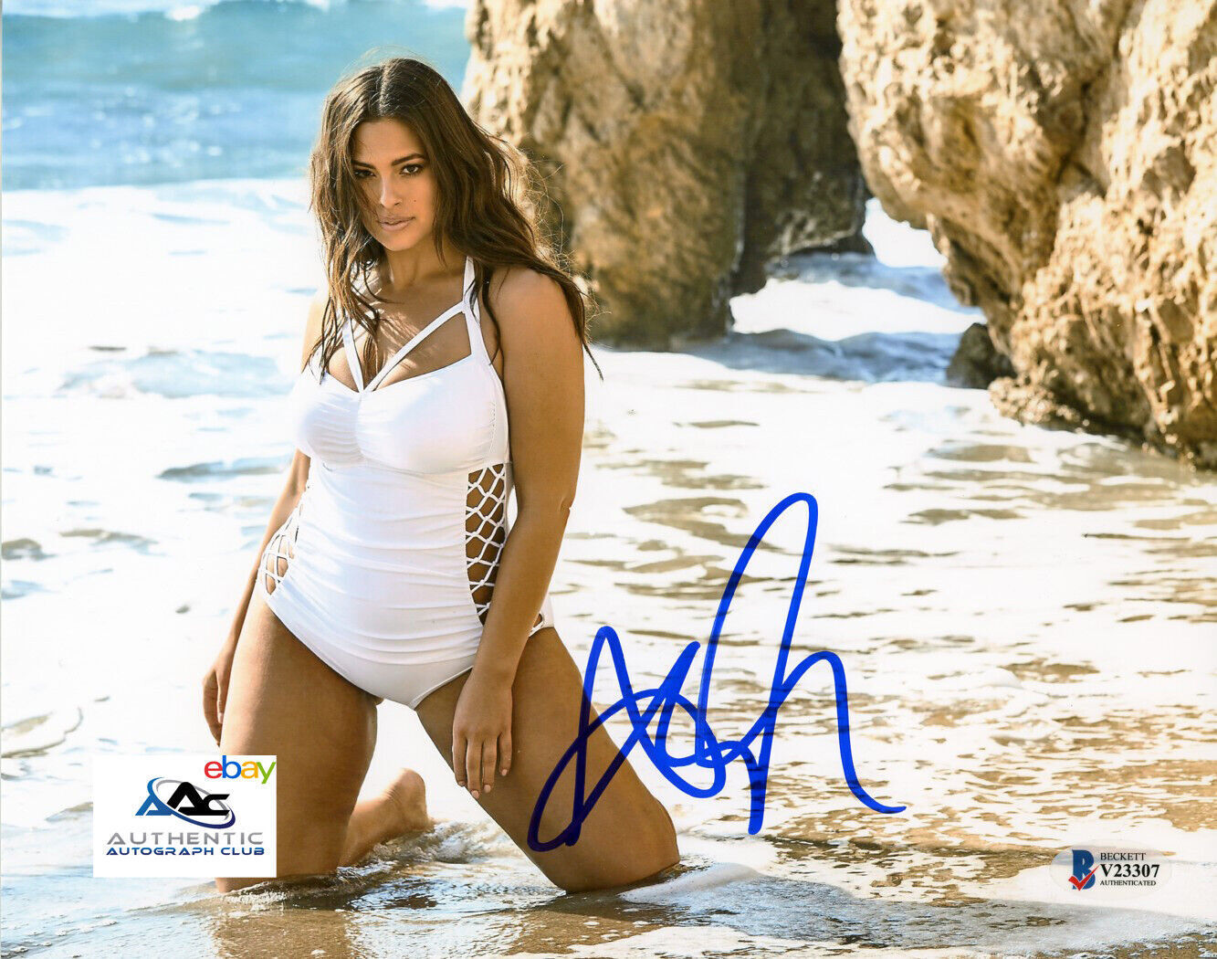 ASHLEY GRAHAM AUTOGRAPH SIGNED 8x10 PHOTO MODEL SPORTS ILLUSTRATED BECKETT