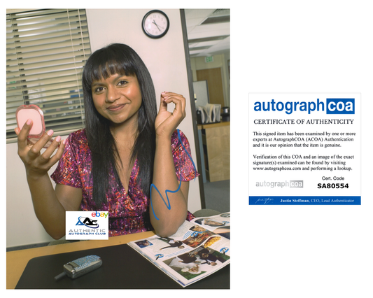 MINDY KALING AUTOGRAPH SIGNED 8X10 PHOTO THE MINDY PROJECT THE OFFICE ACOA