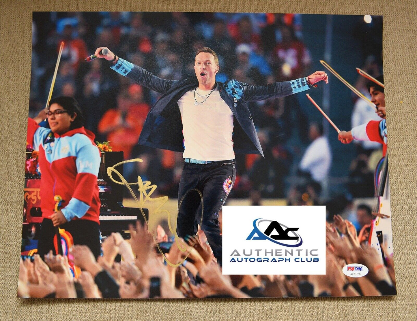 CHRIS MARTIN AUTOGRAPH SIGNED 11x14 PHOTO COLDPLAY PSA/DNA