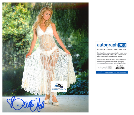 PARIS HILTON AUTOGRAPH SIGNED 8x10 PHOTO ACOA