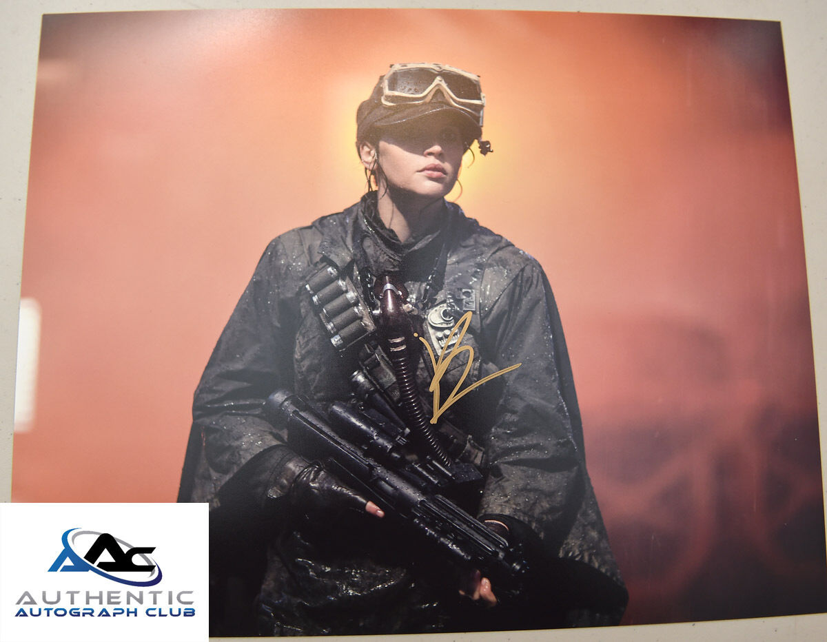 FELICITY JONES AUTOGRAPH SIGNED 11X14 PHOTO STAR WARS ROGUE ONE JYN ERSO COA