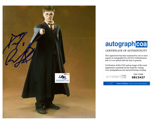 DANIEL RADCLIFFE AUTOGRAPH SIGNED 8x10 PHOTO HARRY POTTER ACOA COA