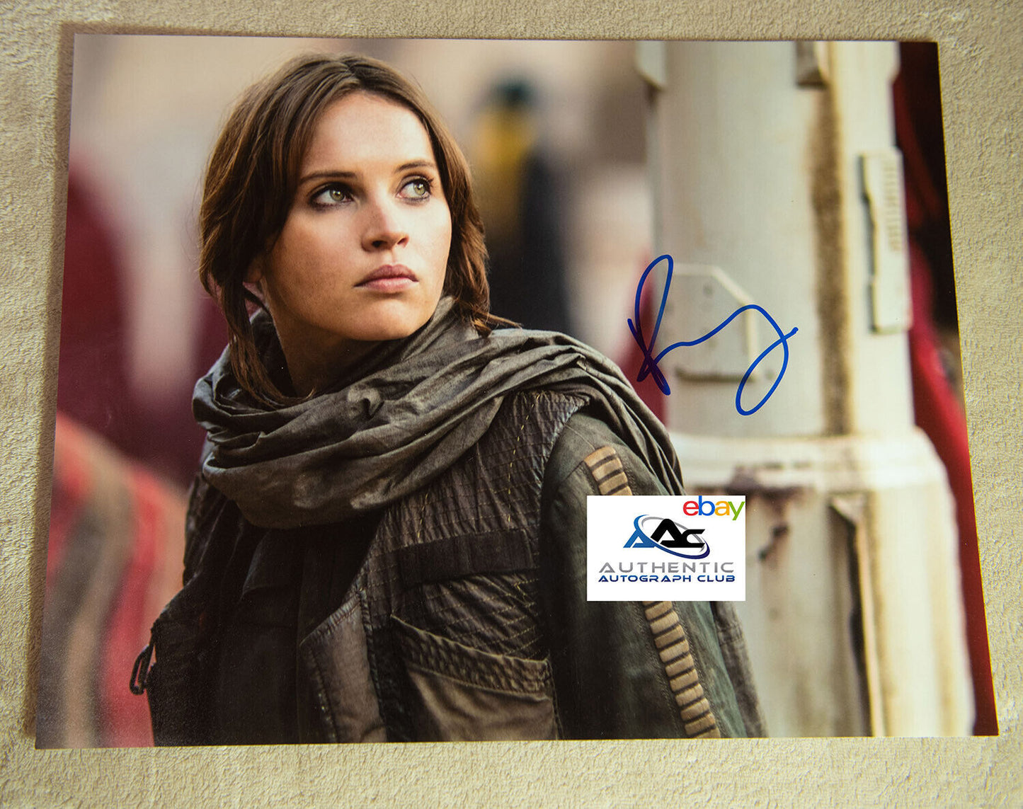 FELICITY JONES AUTOGRAPH SIGNED 11X14 PHOTO STAR WARS ROGUE ONE JYN ERSO COA