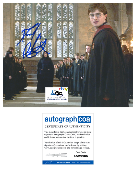 DANIEL RADCLIFFE AUTOGRAPH SIGNED 8x10 PHOTO HARRY POTTER ACOA COA