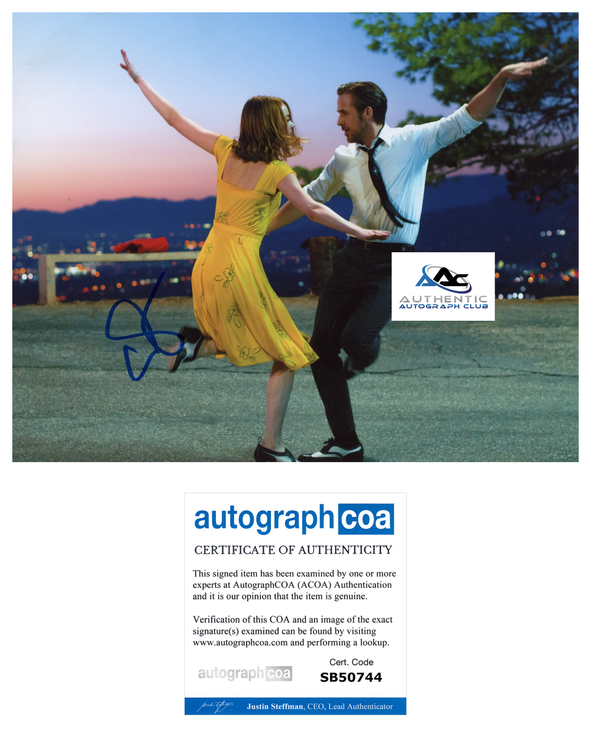 EMMA STONE AUTOGRAPH SIGNED 8x10 PHOTO LA LA LAND ACOA