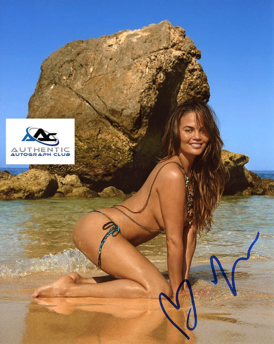 CHRISSY TEIGEN AUTOGRAPH SIGNED 8X10 PHOTO SWIMSUIT MODEL COA