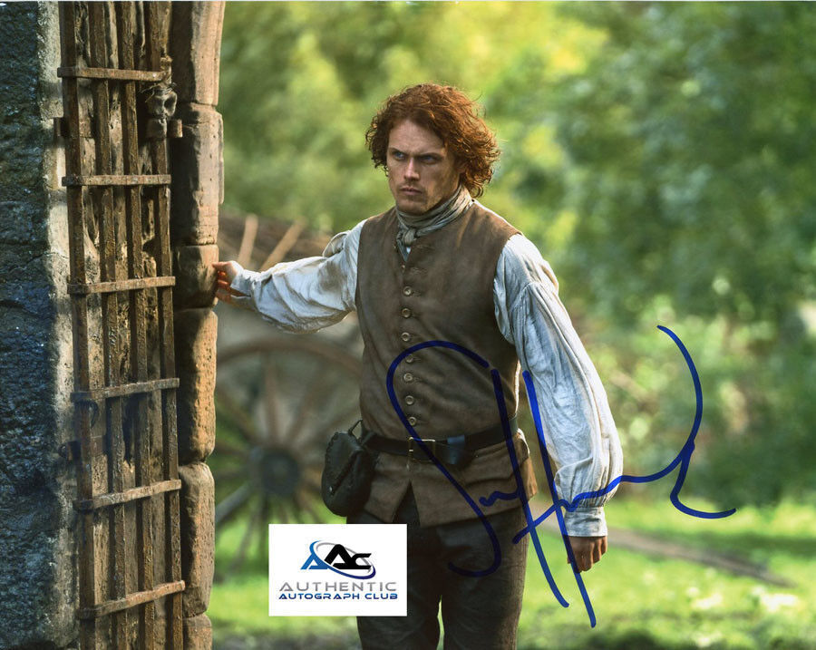 SAM HEUGHAN AUTOGRAPH SIGNED 8X10 PHOTO OUTLANDER COA