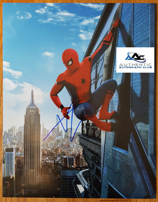 TOM HOLLAND AUTOGRAPH SIGNED 11x14 PHOTO SPIDERMAN COA