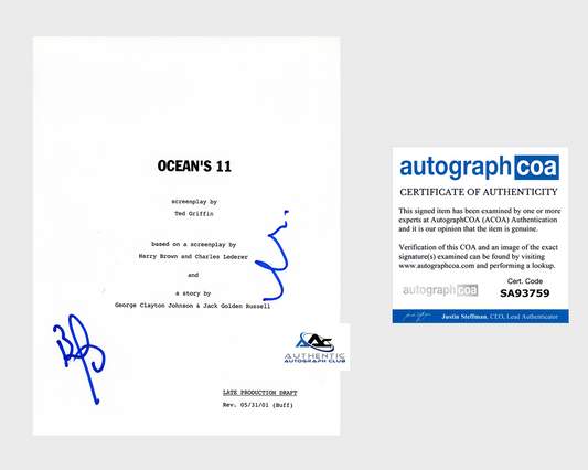 BRAD PITT AND MATT DAMON AUTOGRAPH SIGNED OCEAN'S 11 FULL MOVIE SCRIPT ACOA COA