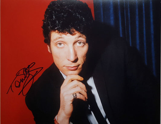 TOM JONES AUTOGRAPH SIGNED 11X14 PHOTO WHAT'S NEW PUSSYCAT? COA