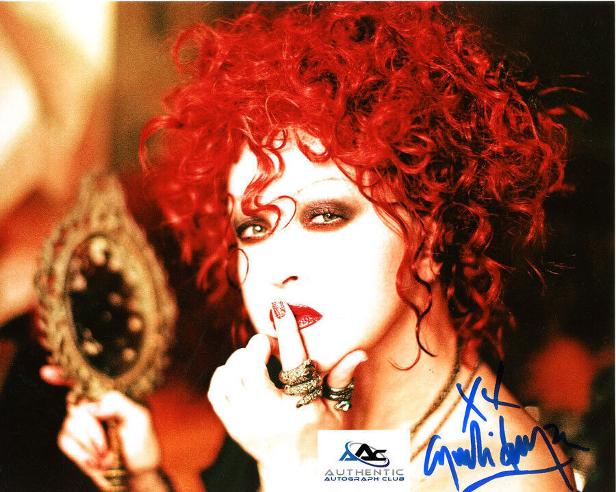 CYNDI LAUPER AUTOGRAPH SIGNED 8x10 PHOTO COA