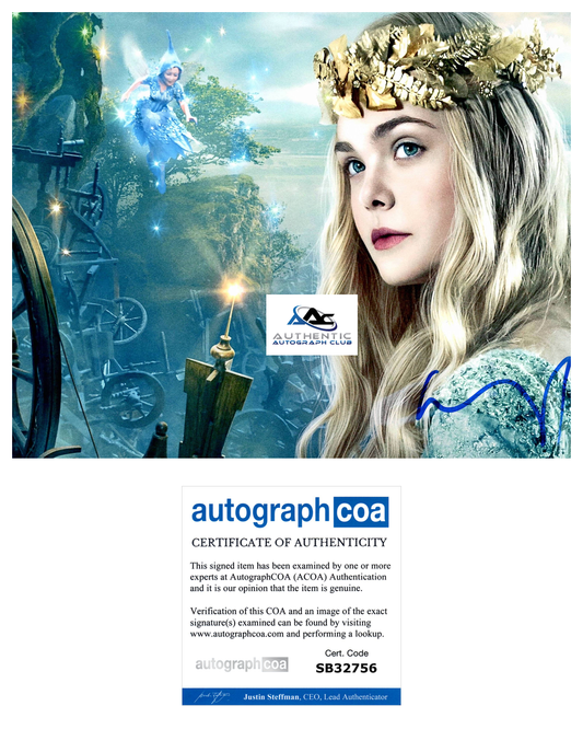 ELLE FANNING AUTOGRAPH SIGNED 8x10 PHOTO MALEFICENT AURORA ACOA