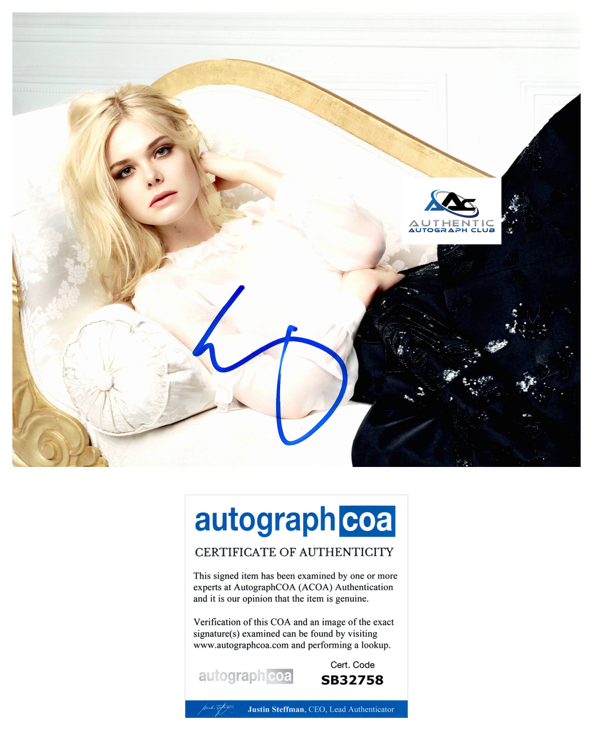 ELLE FANNING AUTOGRAPH SIGNED 8x10 PHOTO ACOA