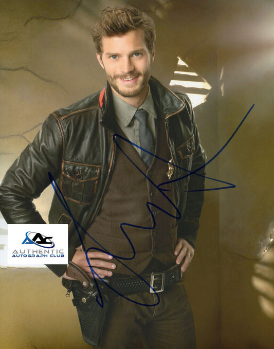 JAMIE DORNAN AUTOGRAPH SIGNED 8X10 PHOTO MODEL ACTOR FIFTY SHADES OF GREY COA