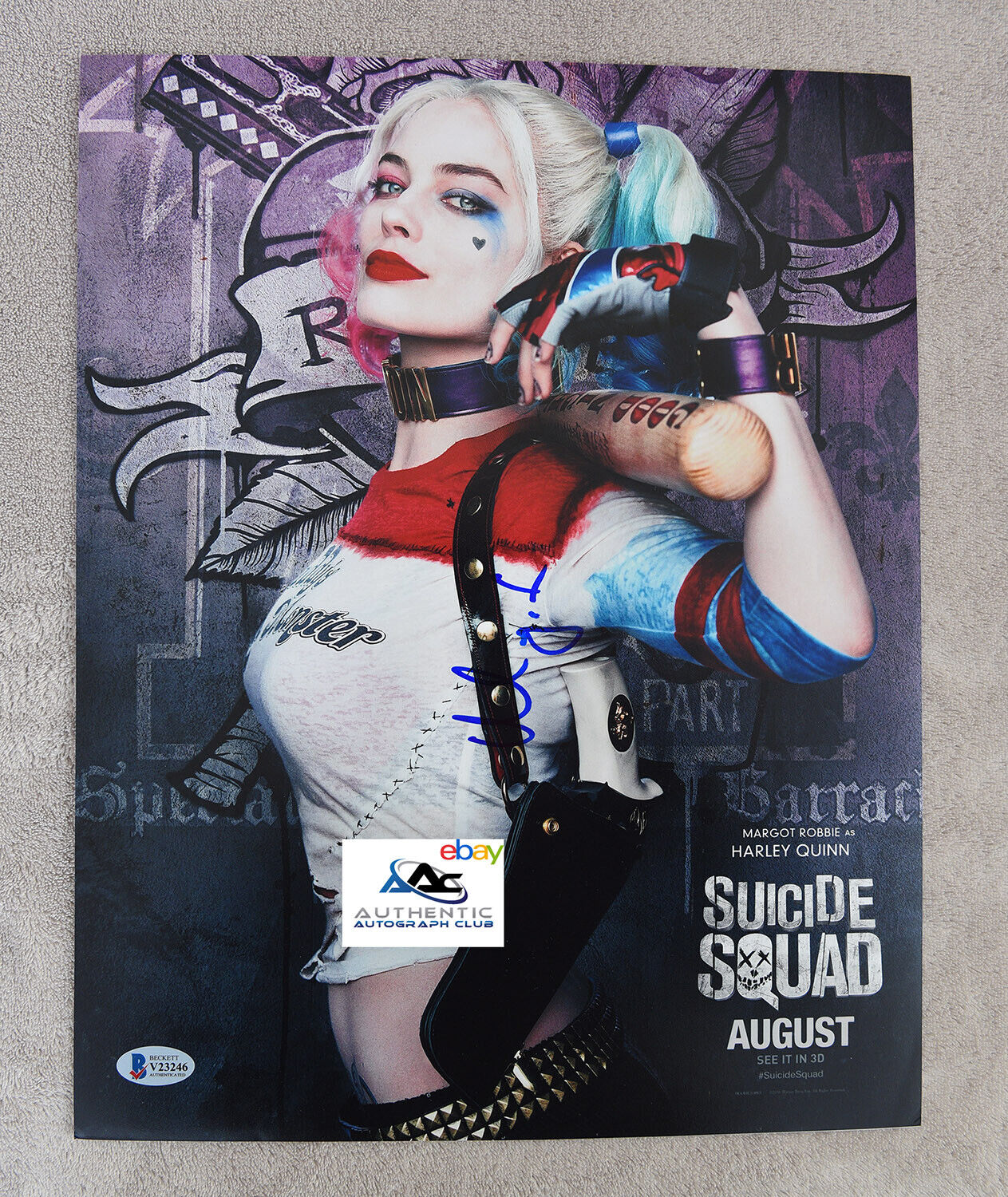 MARGOT ROBBIE AUTOGRAPH SIGNED 11x14 PHOTO HARLEY QUINN SUICIDE SQUAD BECKETT