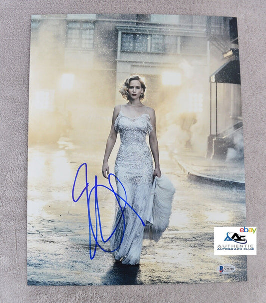 JENNIFER LAWRENCE AUTOGRAPH SIGNED 11x14 PHOTO HUNGER GAMES X-MEN BECKETT BAS