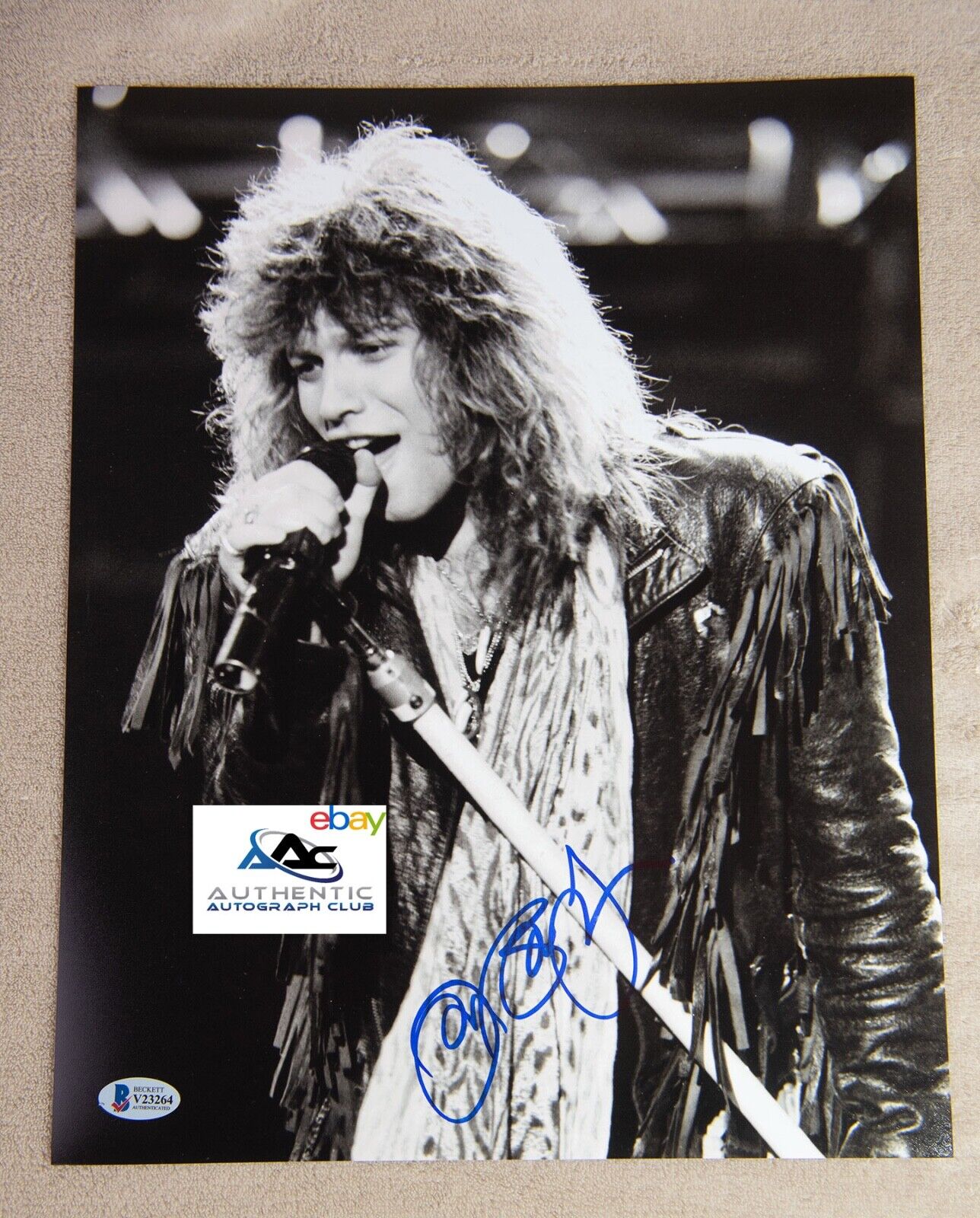 JON BON JOVI AUTOGRAPH SIGNED 11x14 PHOTO BON JOVI BECKETT BAS