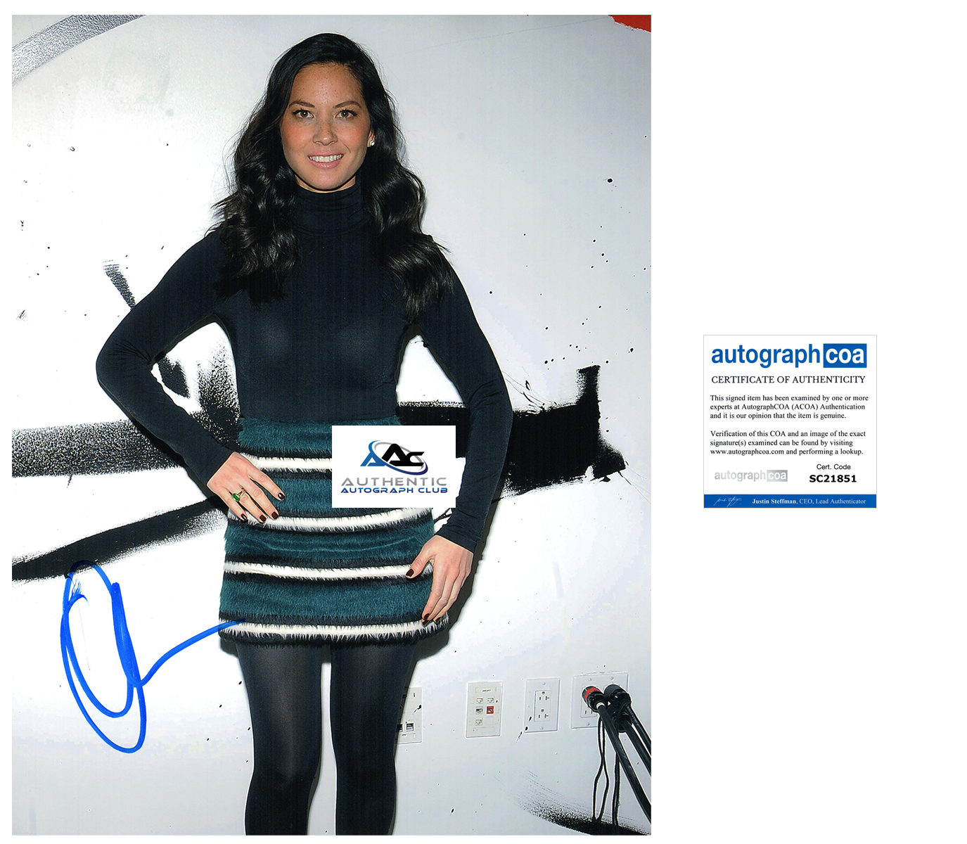 OLIVIA MUNN AUTOGRAPH SIGNED 11X14 PHOTO ACOA