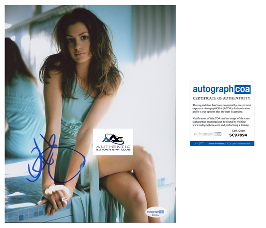 ANNE HATHAWAY AUTOGRAPH SIGNED 8x10 PHOTO ACOA