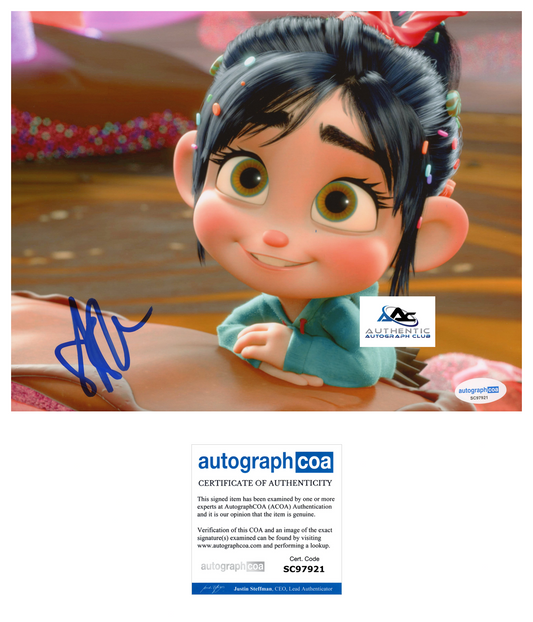 COMEDIAN SARAH SILVERMAN AUTOGRAPH SIGNED 8X10 PHOTO VANELLOPE WRECK IT RALPH