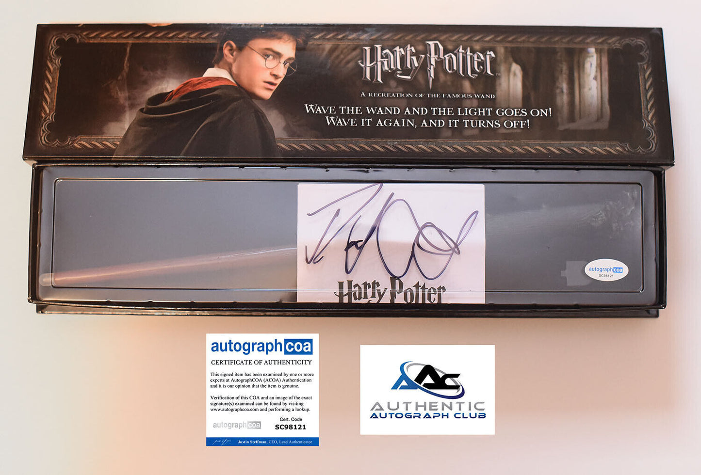 DANIEL RADCLIFFE AUTOGRAPH SIGNED HARRY POTTER ILLUMINATING WAND NOBLE ACOA