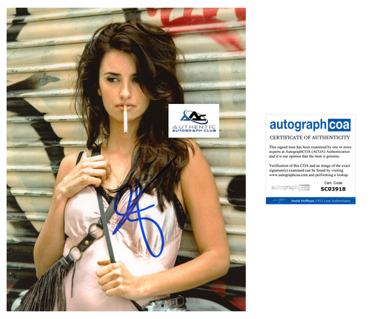 PENELOPE CRUZ AUTOGRAPH SIGNED 8X10 PHOTO ACOA