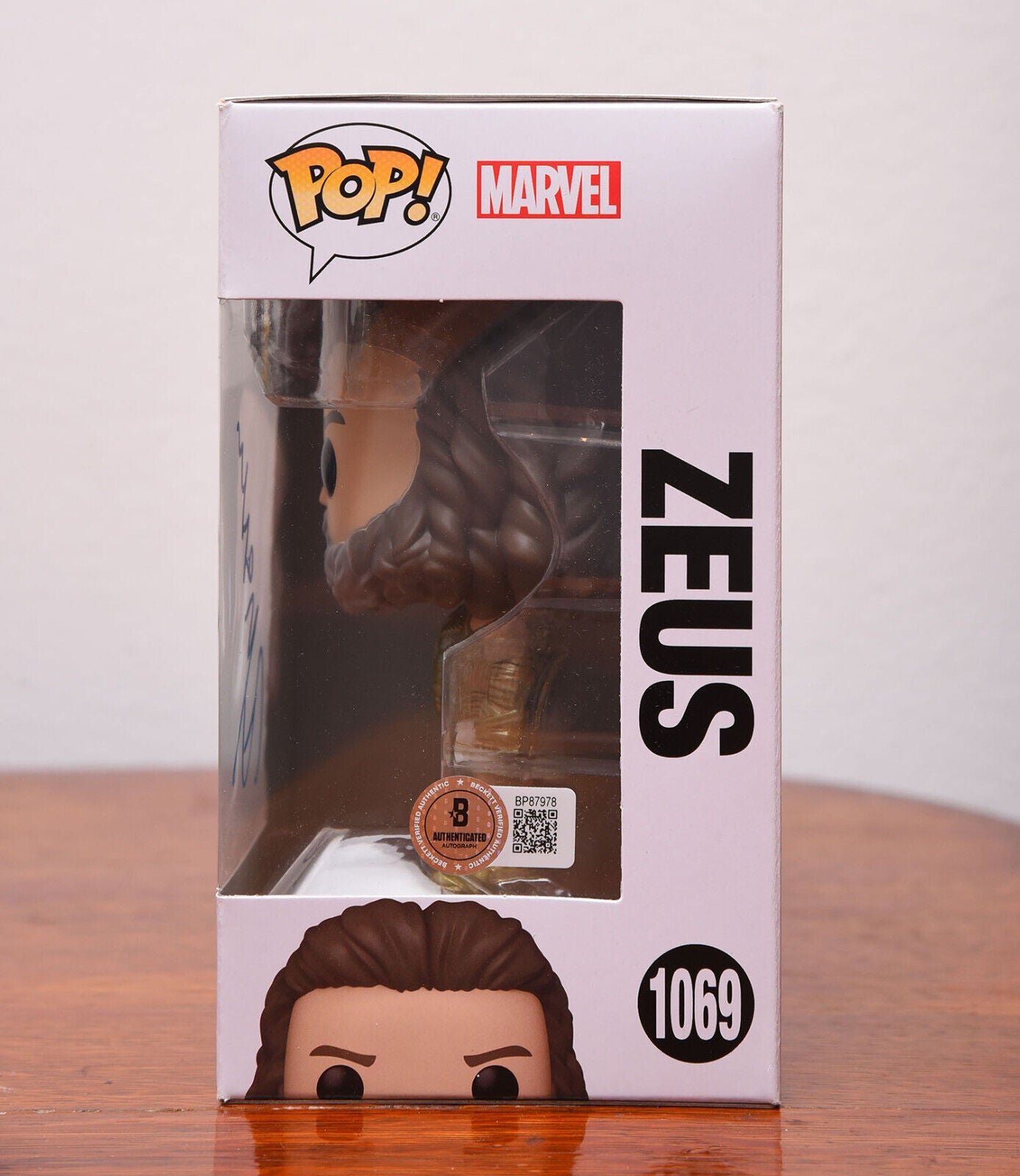 RUSSELL CROWE AUTOGRAPH SIGNED MARVEL THOR LOVE ZEUS FUNKO POP #1069 BECKETT BAS