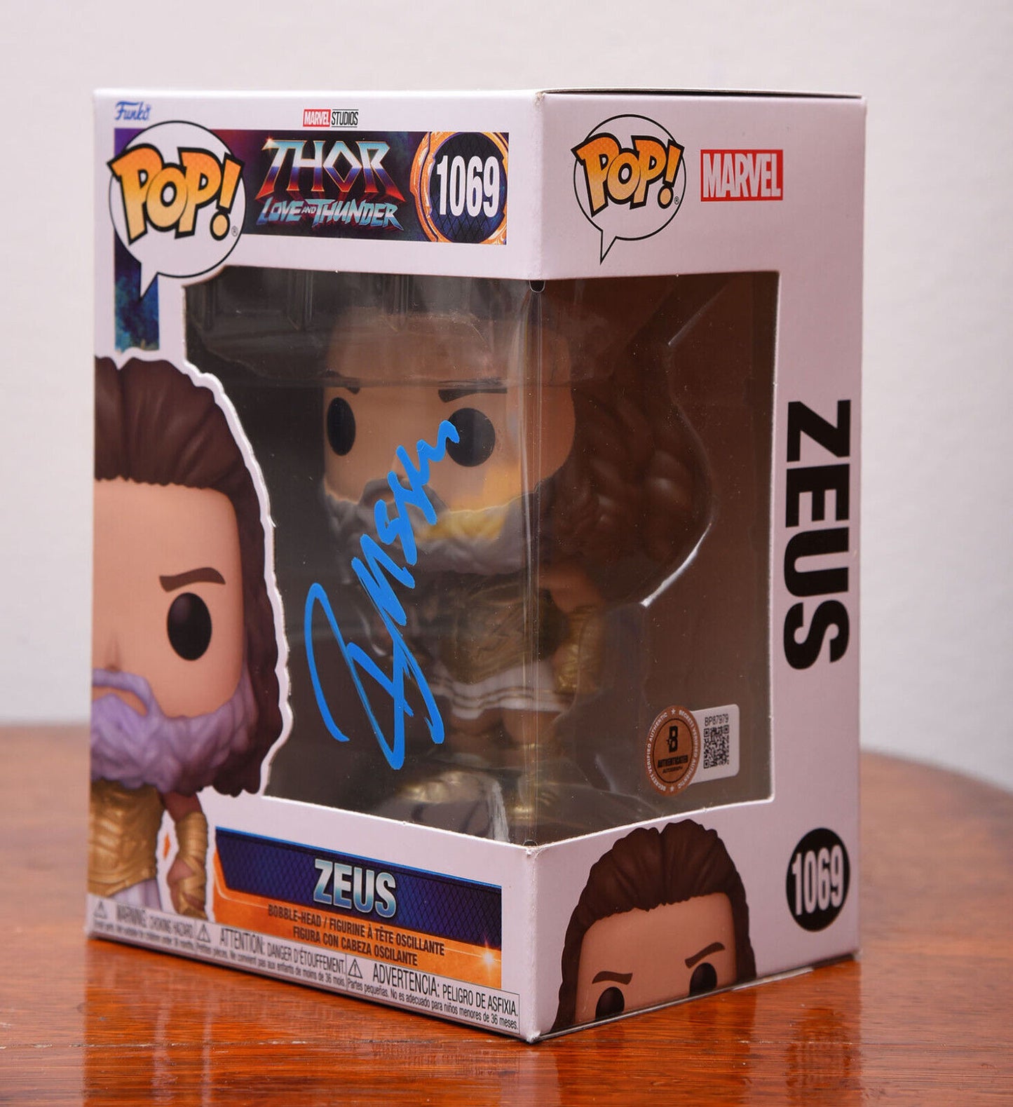 RUSSELL CROWE AUTOGRAPH SIGNED MARVEL THOR LOVE ZEUS FUNKO POP #1069 BECKETT BAS